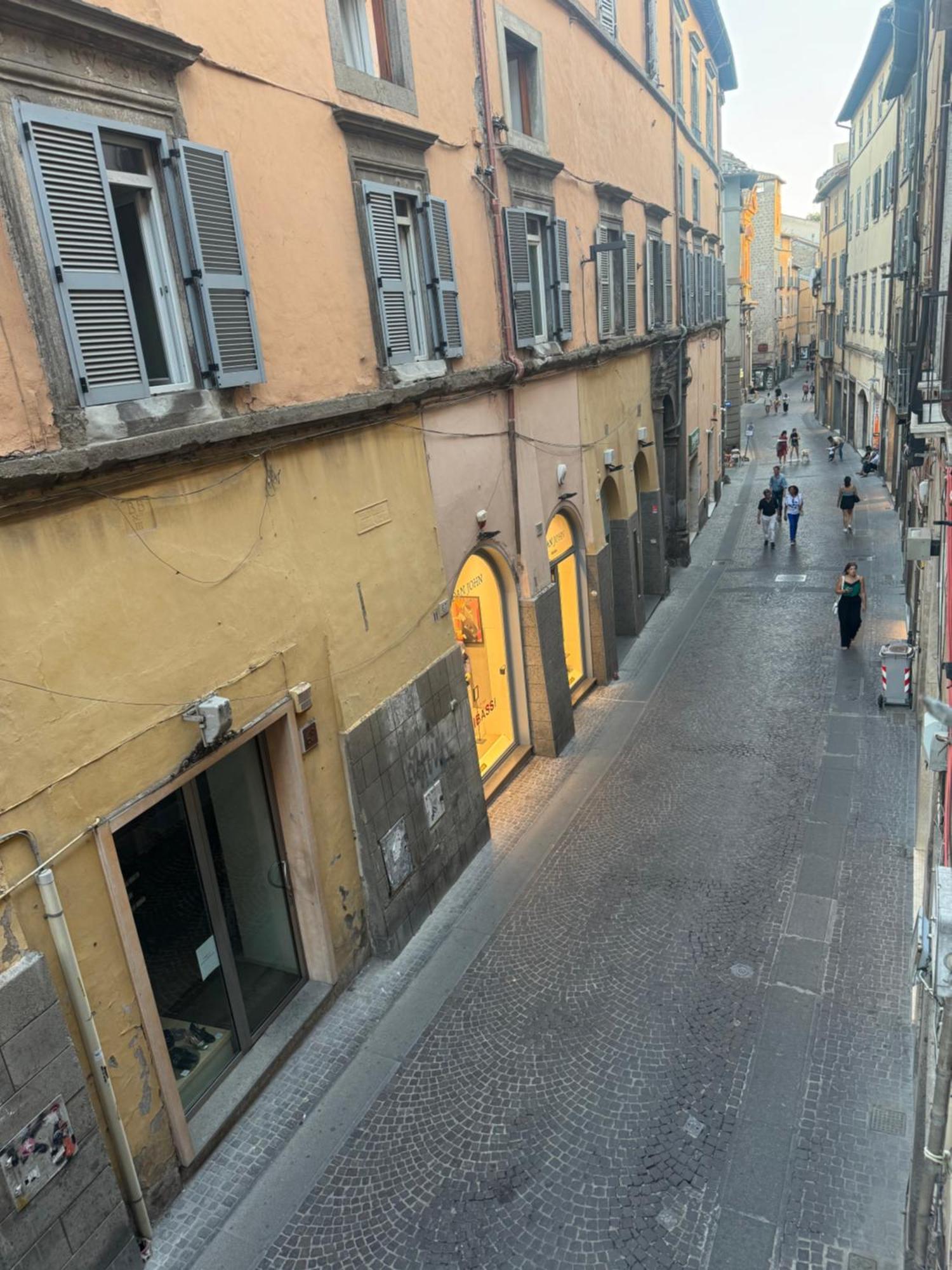 Antica Residenza Del Corso Viterbo Appartamento Vittorio Emanuele Exterior foto